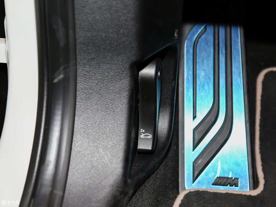 2018RX2(M) sDrive 25i AMԽҰb V