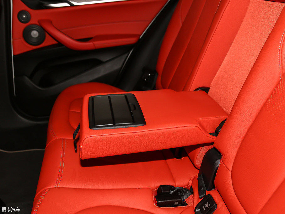 2018RX2(M) sDrive 25i AMԽҰb V