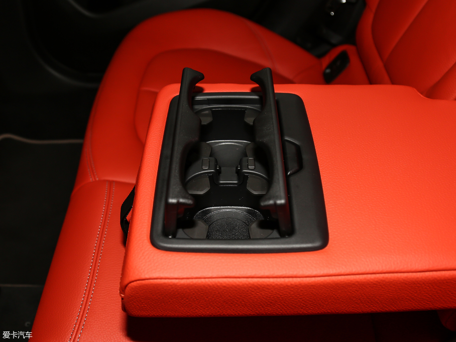 2018RX2(M) sDrive 25i AMԽҰb V