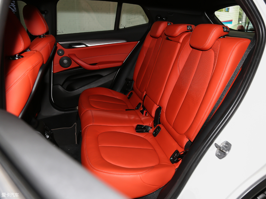 2018RX2(M) sDrive 25i AMԽҰb V