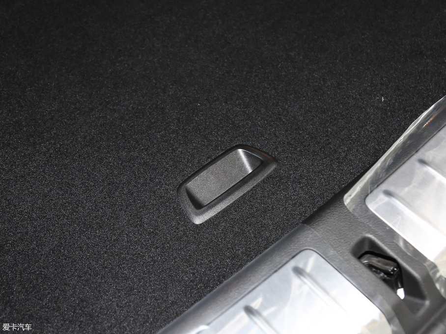 2018RX2(M) sDrive 25i AMԽҰb V