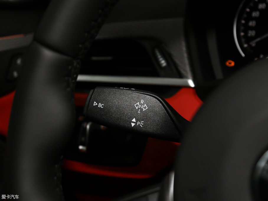 2018RX2(M) sDrive 25i AMԽҰb V