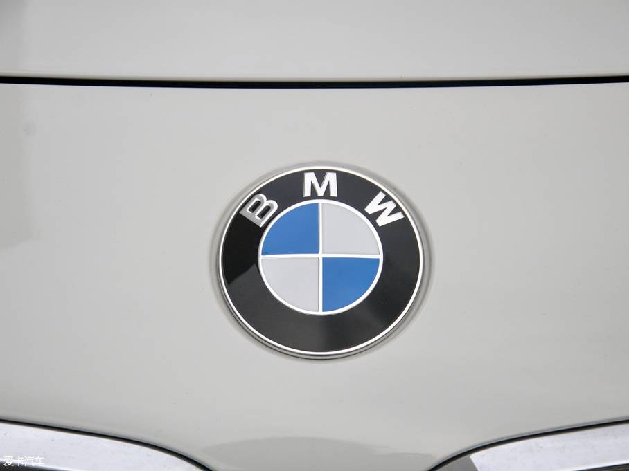 2018RX2(M) sDrive 25i AMԽҰb V