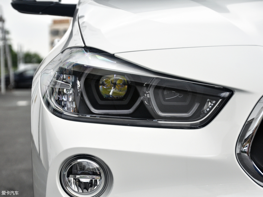 2018RX2(M) sDrive 25i AMԽҰb V