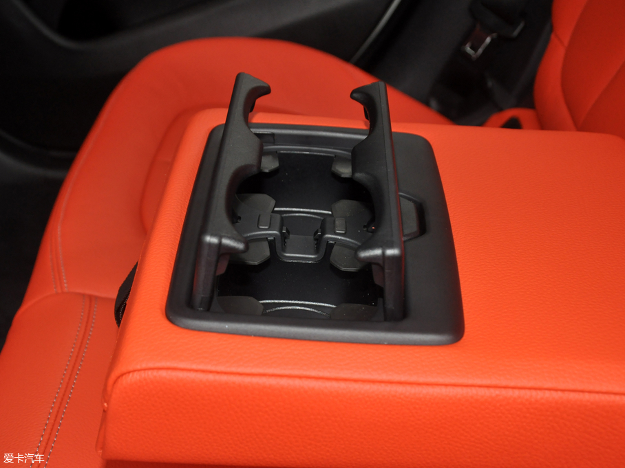 2018RX2(M) sDrive 25i AMԽҰb V