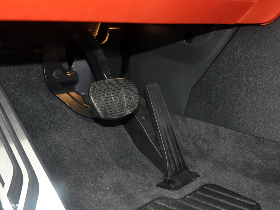 2018RX2(M) sDrive 25i AMԽҰb V