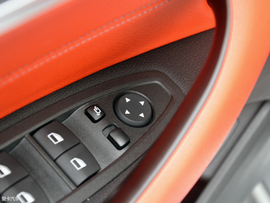 2018RX2(M) sDrive 25i AMԽҰb V