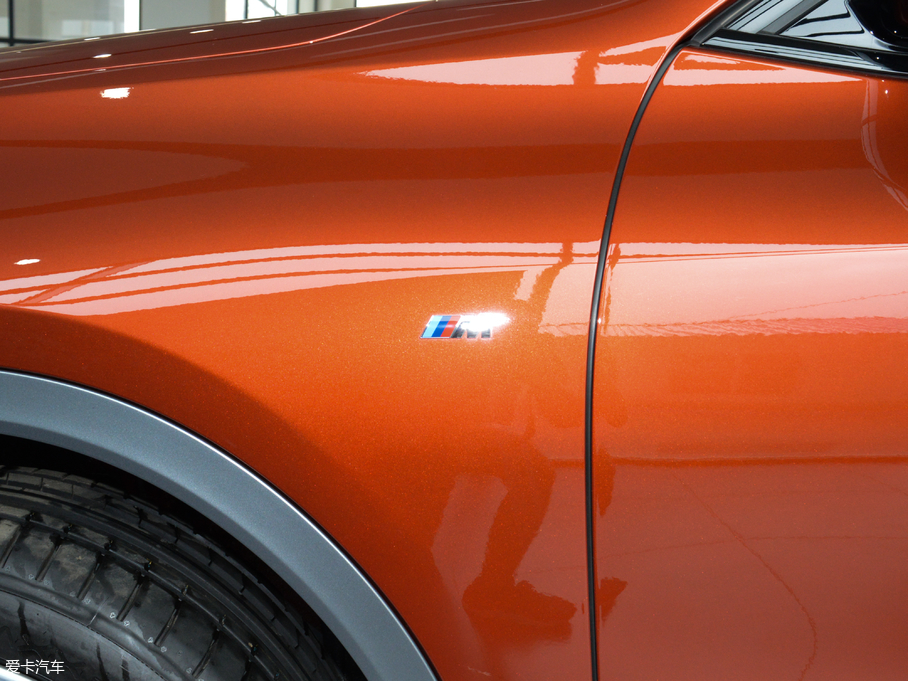 2018RX2(M(jn)) sDrive 25i AMԽҰb V