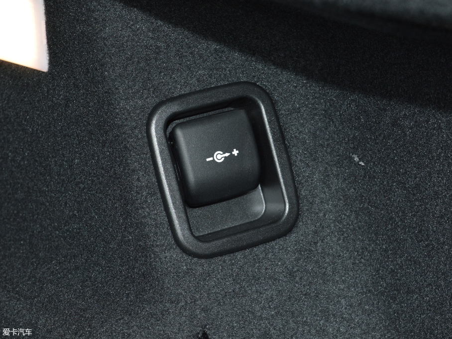 2018RX2(M) sDrive 25i AMԽҰb V