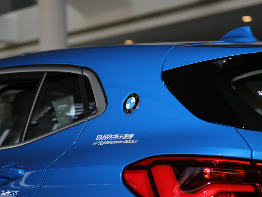 2018RX2(M(jn)) sDrive 25i I(lng)MԽҰb V