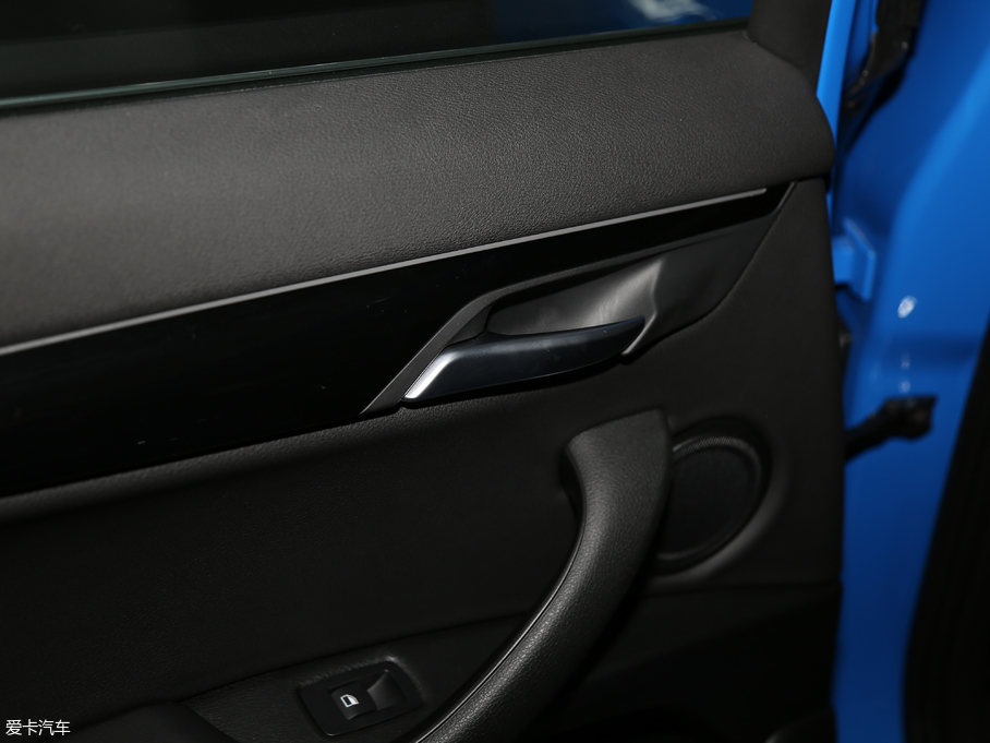 2018RX2(M) sDrive 25i I(lng)MԽҰb V