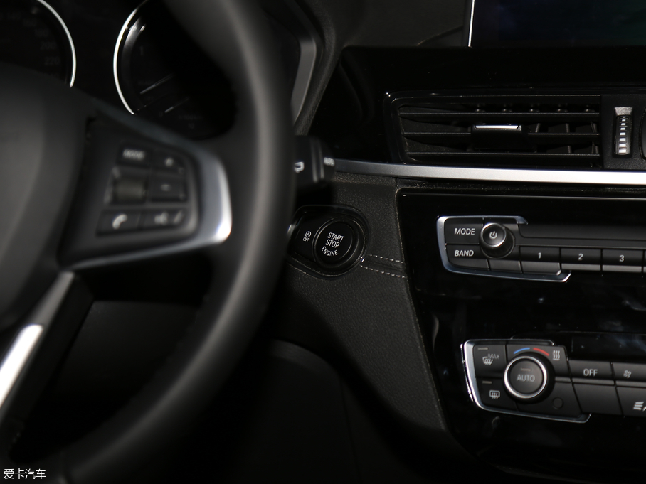 2018RX2(M) sDrive 25i IMԽҰb V