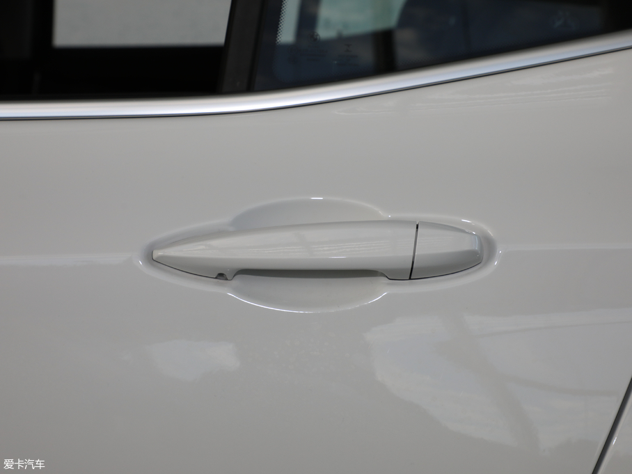 2018RX2(M) sDrive 25i IMԽҰb V