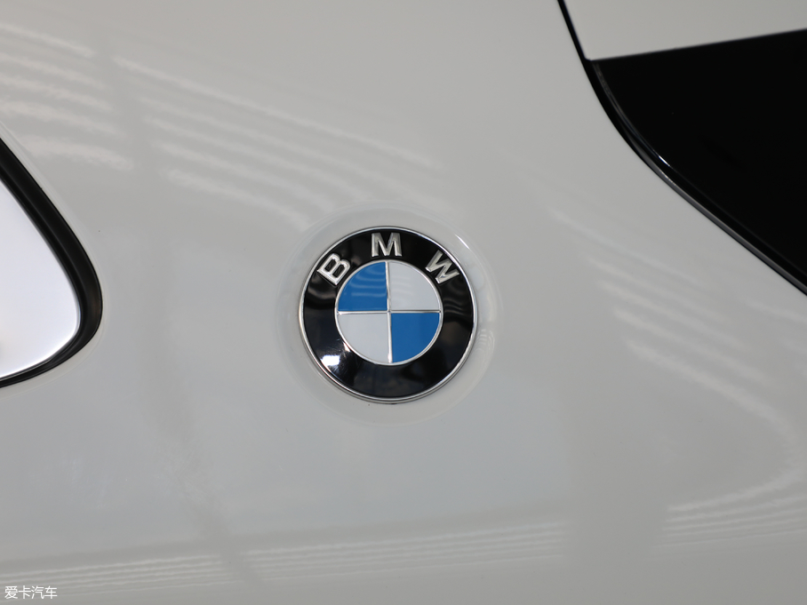 2018RX2(M(jn)) sDrive 25i I(lng)MԽҰb (gu)V