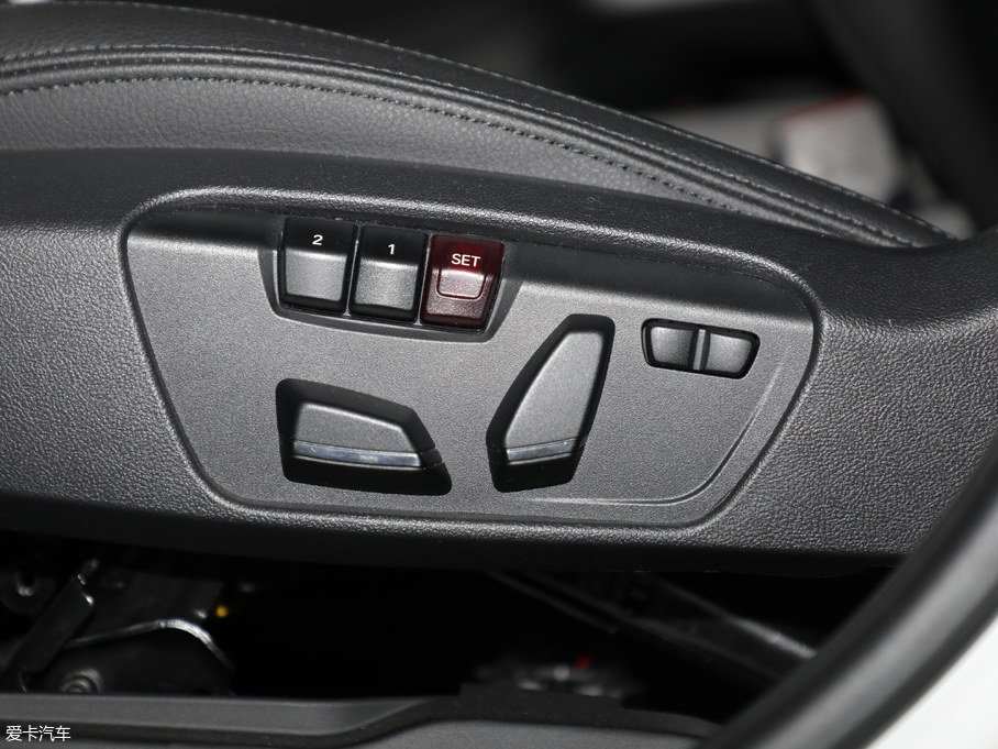 2018RX2(M) sDrive 25i IMԽҰb V