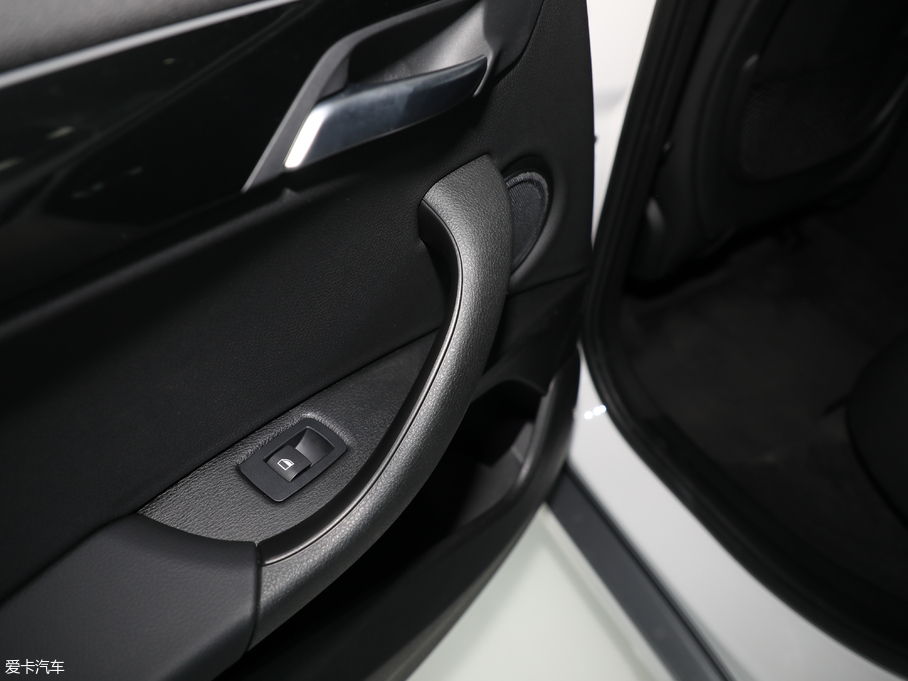 2018RX2(M) sDrive 25i IMԽҰb V