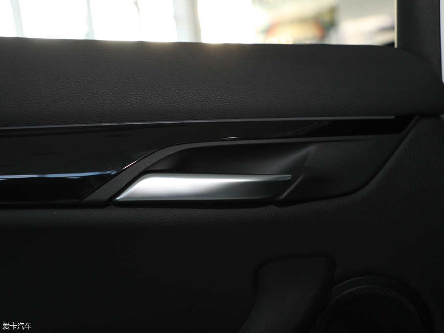 2018RX2(M) sDrive 25i IMԽҰb V