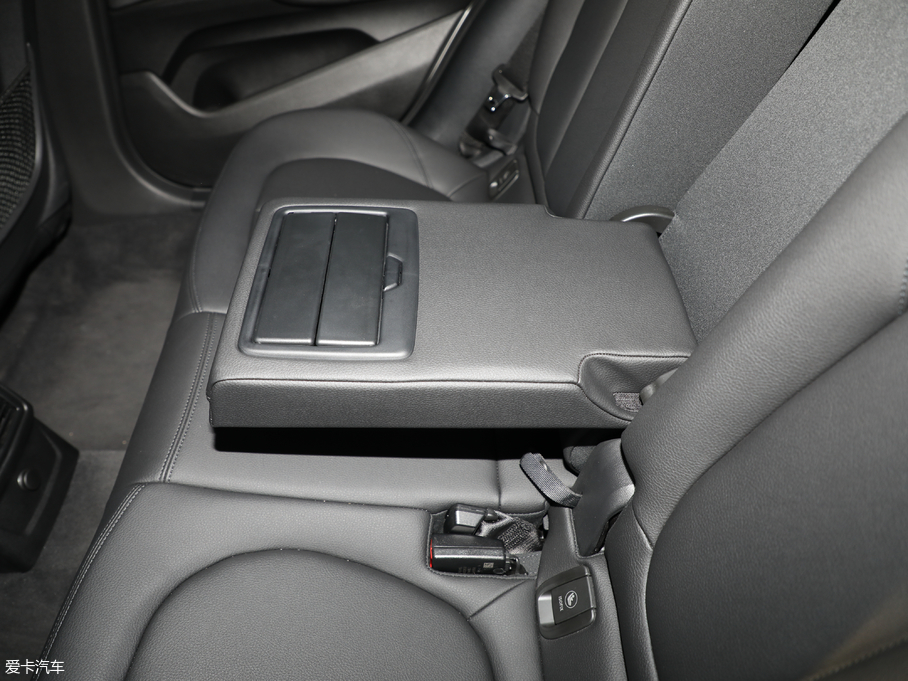 2018RX2(M(jn)) sDrive 25i I(lng)MԽҰb V