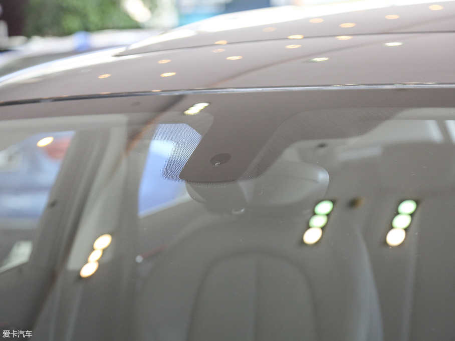 2018RX2(M) xDrive 25i MԽҰb V