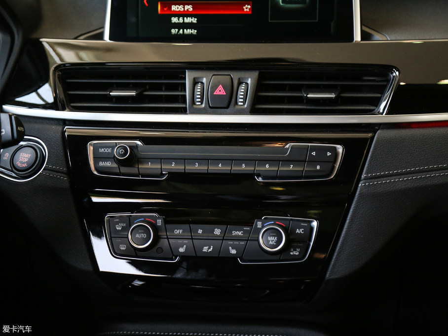 2018RX2(M(jn)) xDrive 25i MԽҰb (gu)V