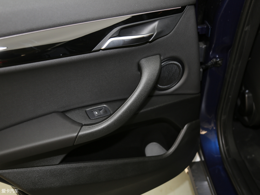 2018RX2(M) sDrive20i