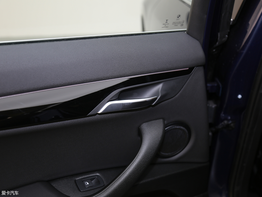 2018RX2(M(jn)) sDrive20i