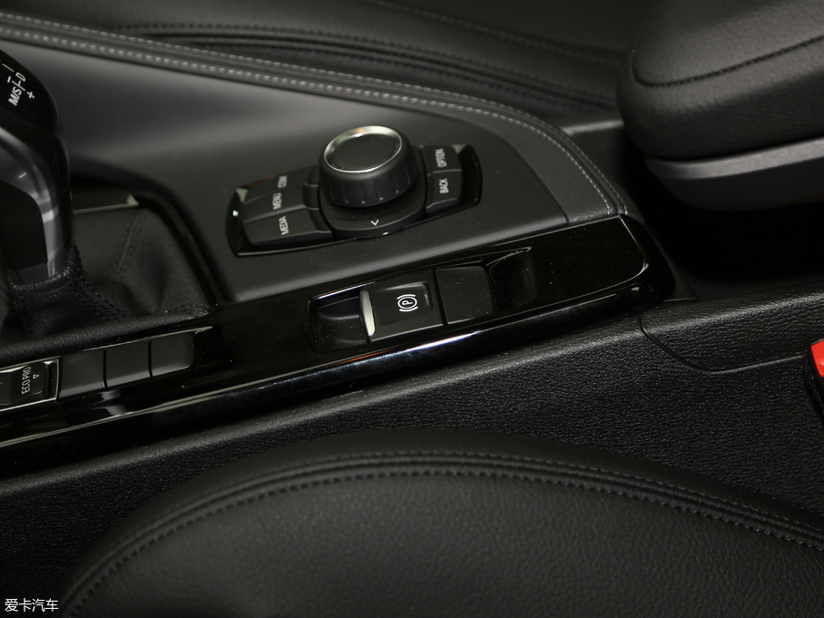 2018RX2(M) sDrive20i