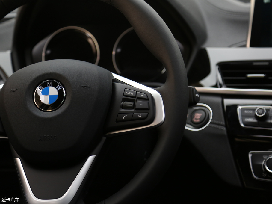 2018RX2(M) sDrive20i