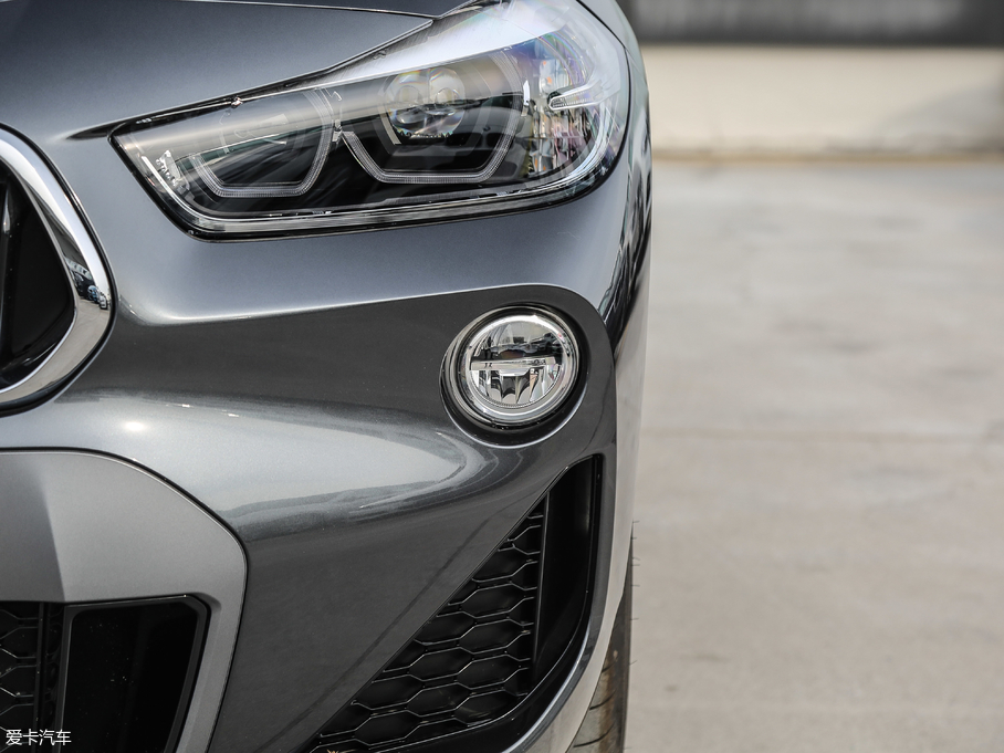 2018RX2(M) sDrive 20i MԽҰb V