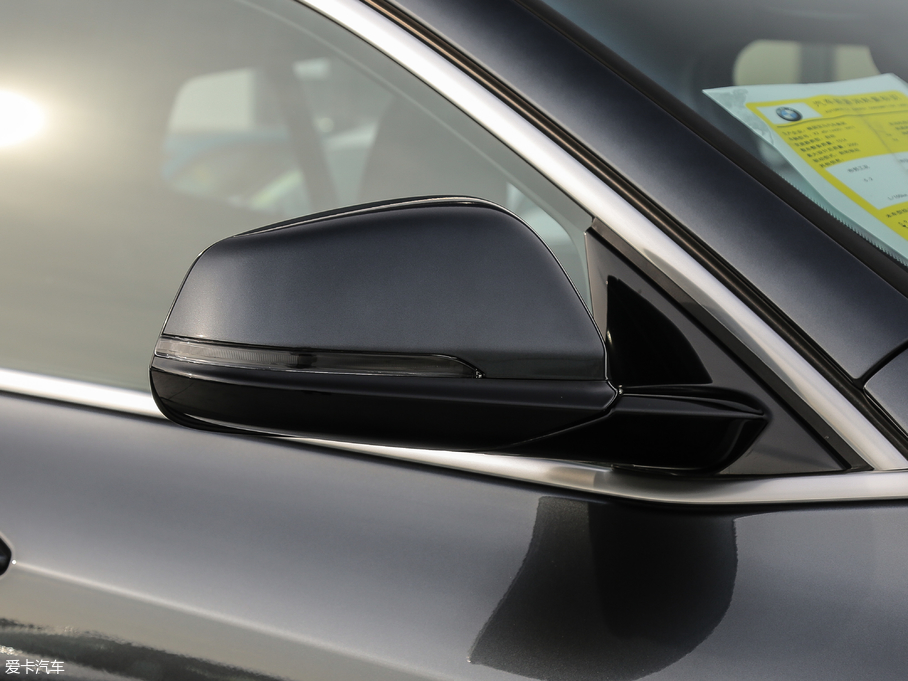 2018RX2(M) sDrive 20i MԽҰb V