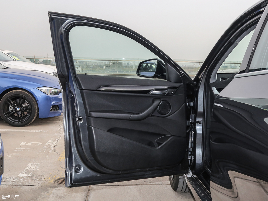 2018RX2(M) sDrive 20i MԽҰb V