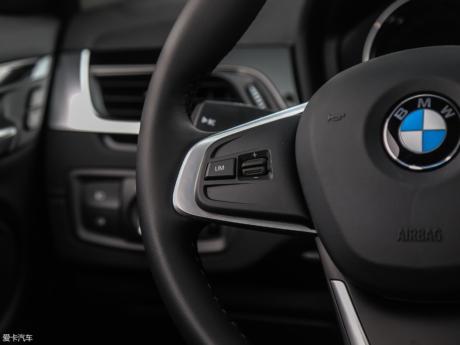 2018RX2(M) sDrive 20i MԽҰb V