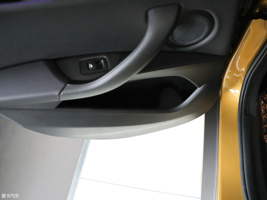 2018RX2(M) sDrive 25i IMԽҰb V