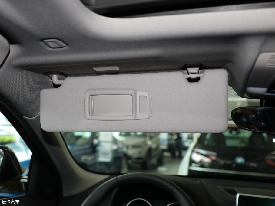 2018RX2(M) sDrive 25i IMԽҰb V