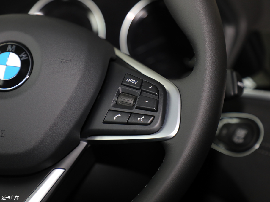 2018RX2(M) sDrive 25i IMԽҰb V