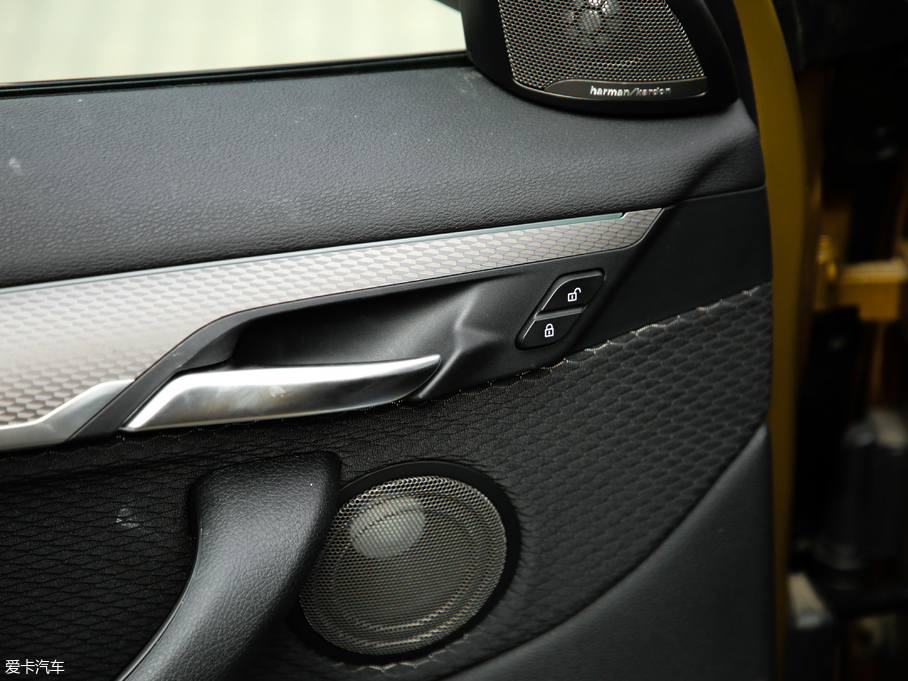 2018RX2(M(jn)) xDrive 25i MԽҰb V