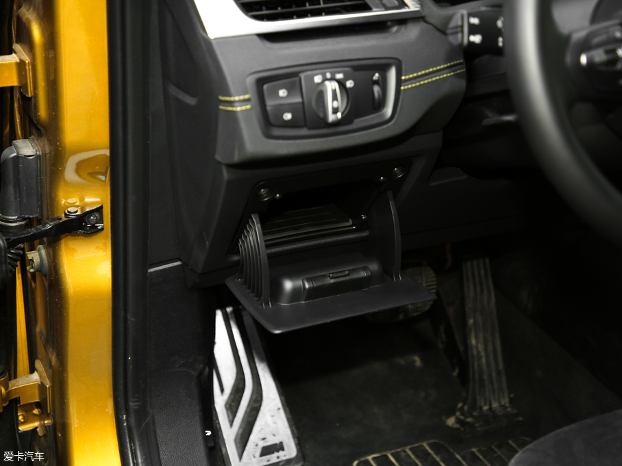 2018RX2(M) xDrive 25i MԽҰb V