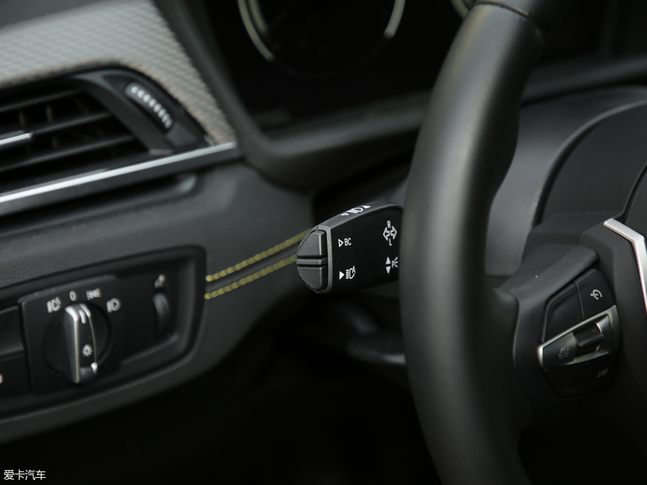 2018RX2(M) xDrive 25i MԽҰb V