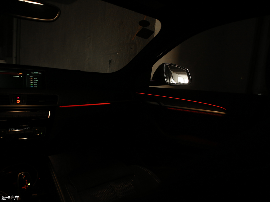 2018RX2(M) xDrive 25i MԽҰb V