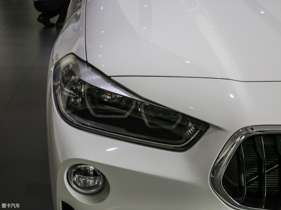 2018RX2(M) sDrive 20i MԽҰb V