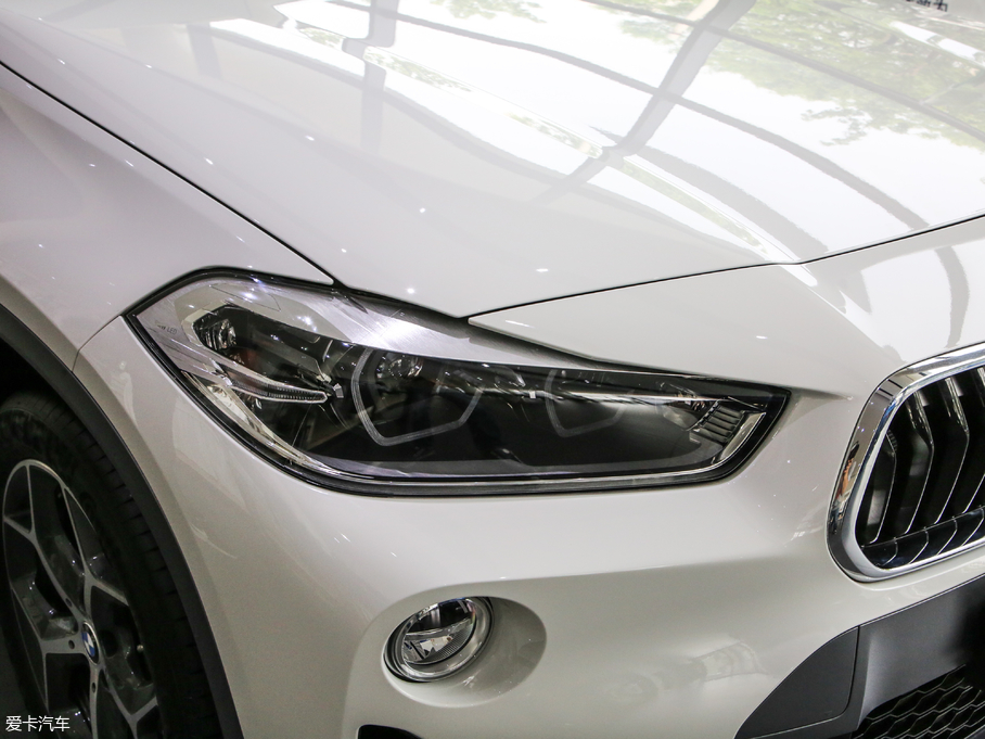 2018RX2(M) sDrive 20i MԽҰb V