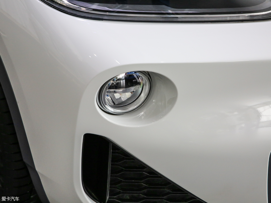 2018RX2(M) sDrive 20i MԽҰb V