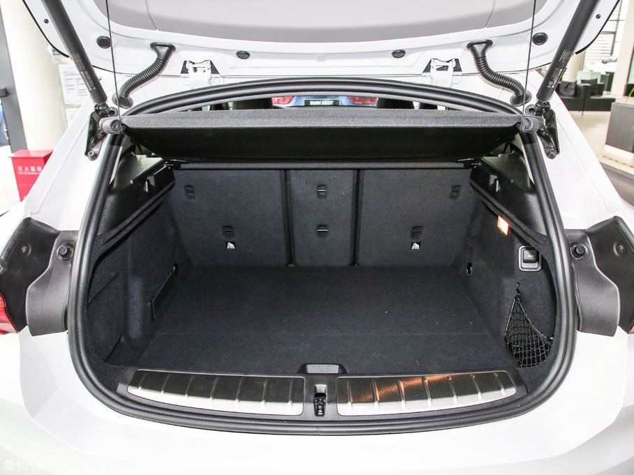 2018RX2(M) sDrive 20i MԽҰb V