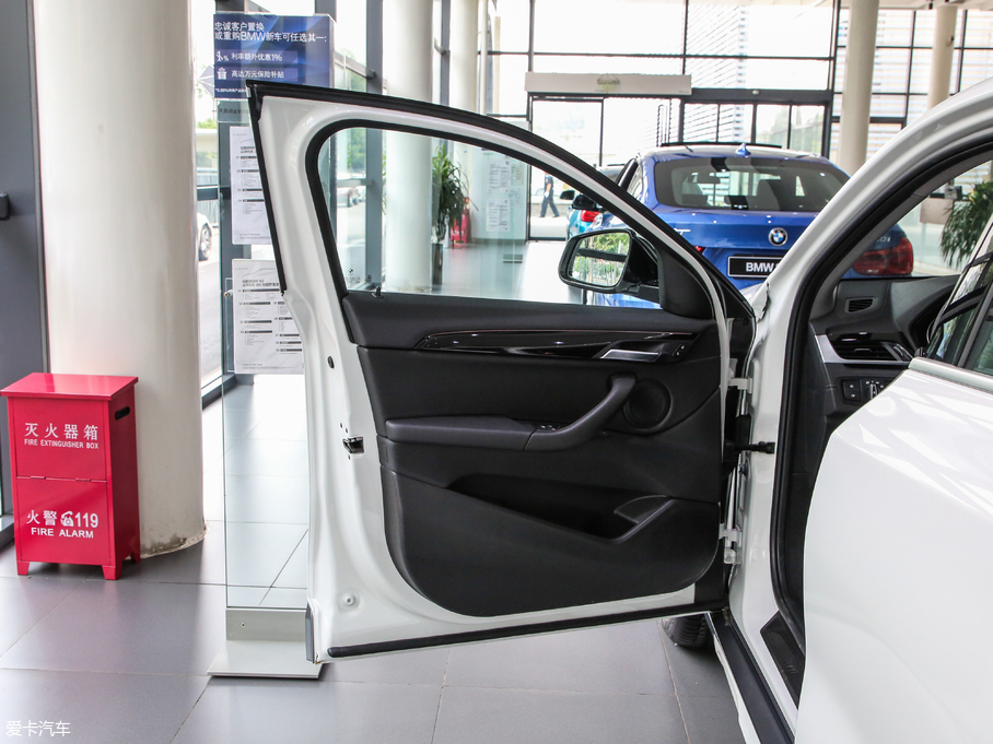 2018RX2(M) sDrive 20i MԽҰb V