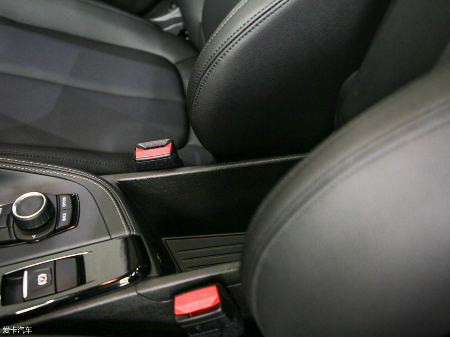 2018RX2(M) sDrive 20i MԽҰb V