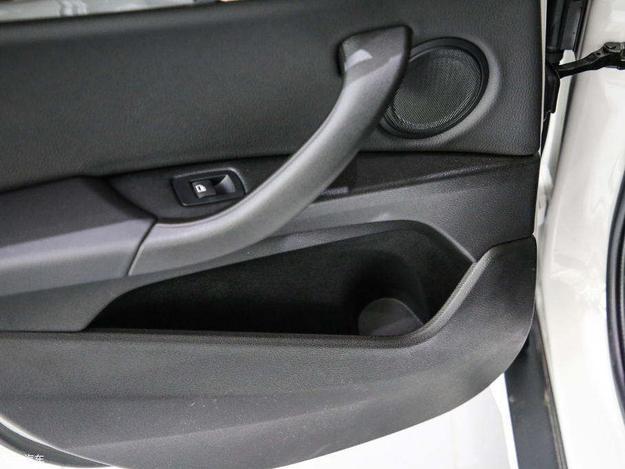 2018RX2(M) sDrive 20i MԽҰb V