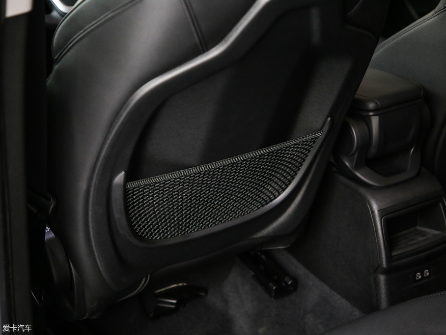 2018RX2(M(jn)) sDrive 20i MԽҰb (gu)V