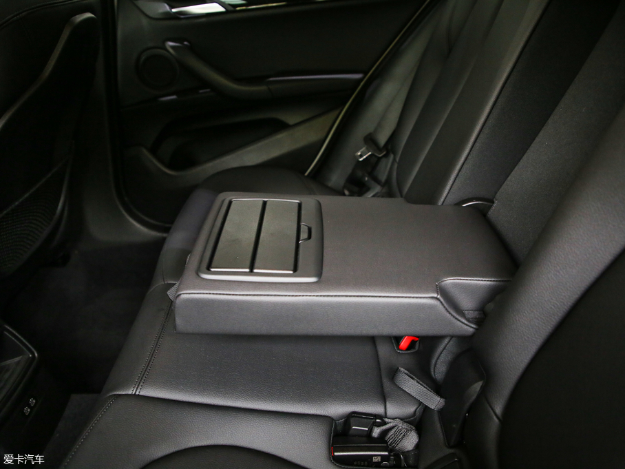 2018RX2(M) sDrive 20i MԽҰb V