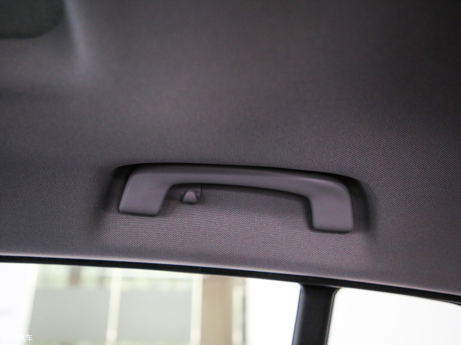 2018RX2(M) sDrive 20i MԽҰb V