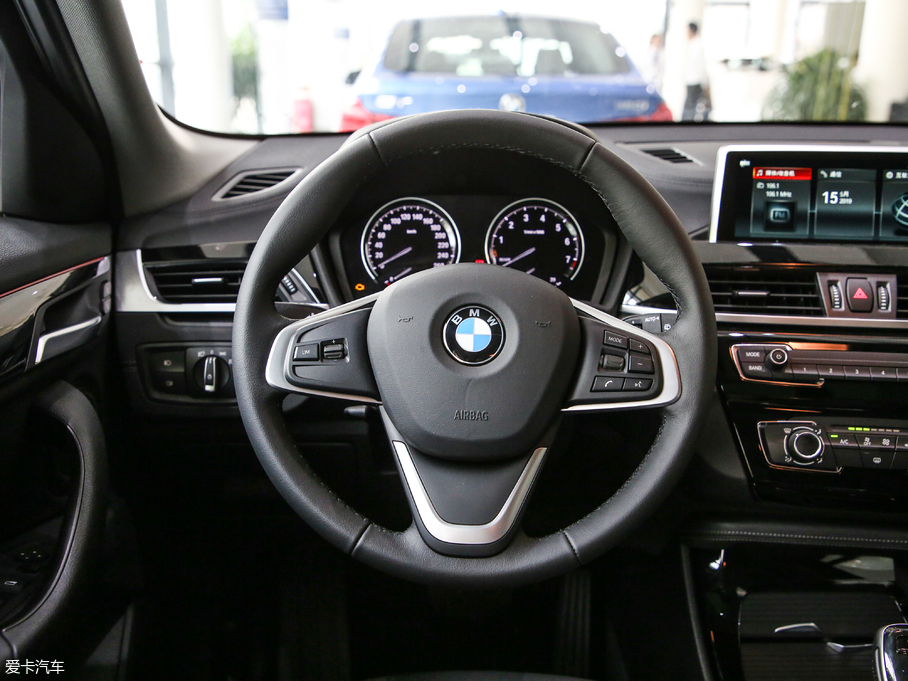 2018RX2(M) sDrive 20i MԽҰb V